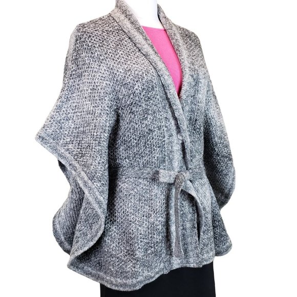 DKNY Jeans Belted Button Mid Weight Poncho Style Sweater Knit Cardigan L - Picture 2 of 8